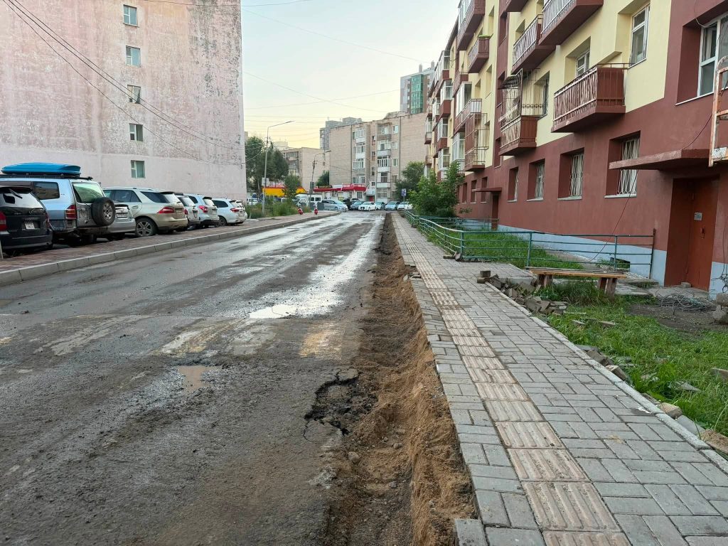 Орон сууцны хороолол дундах авто замын засвар шинэчлэлтийн ажлын явцын мэдээлэл